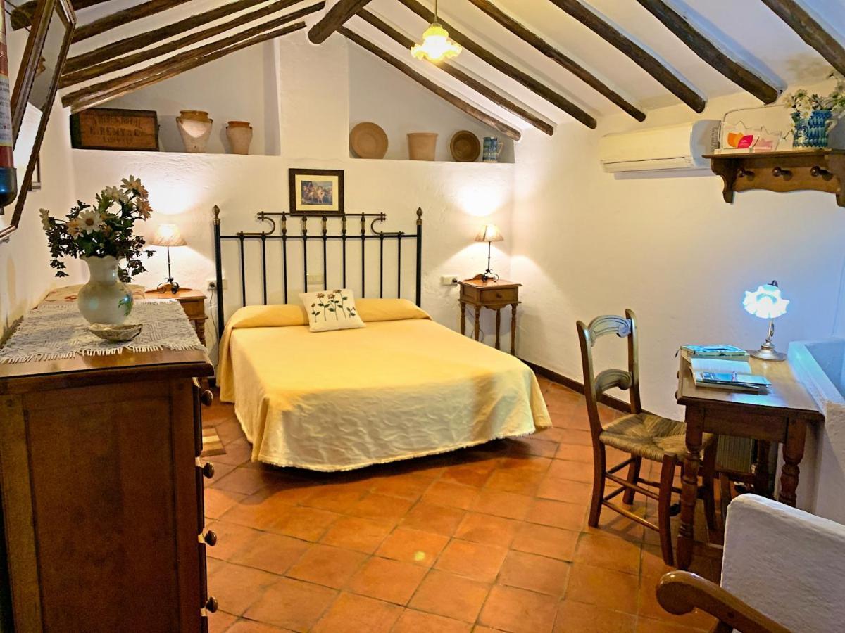 Vivelorural Casa Y Piscina En Zahara De La Sierra Villa Ngoại thất bức ảnh